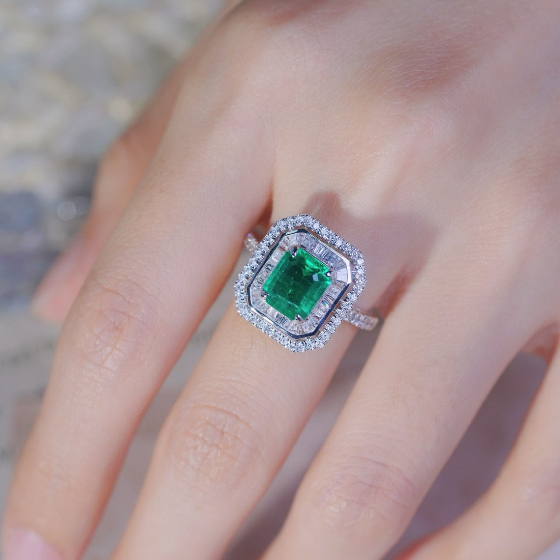 14k Gold 2.99 Ctw Natural Emerald & Diamond Ring - 6