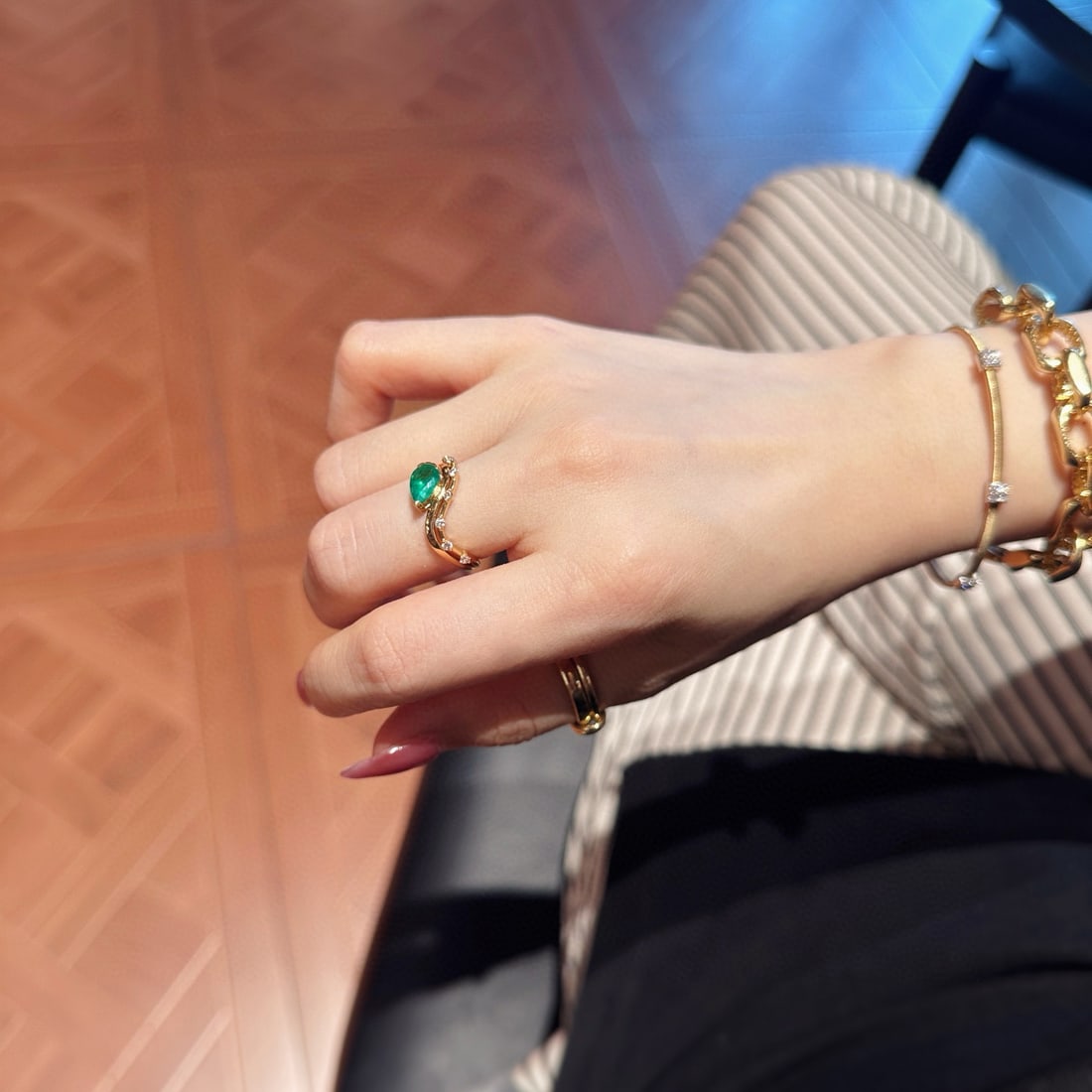 14k Gold 0.89 Ctw Natural Emerald & Diamond Ring - 2