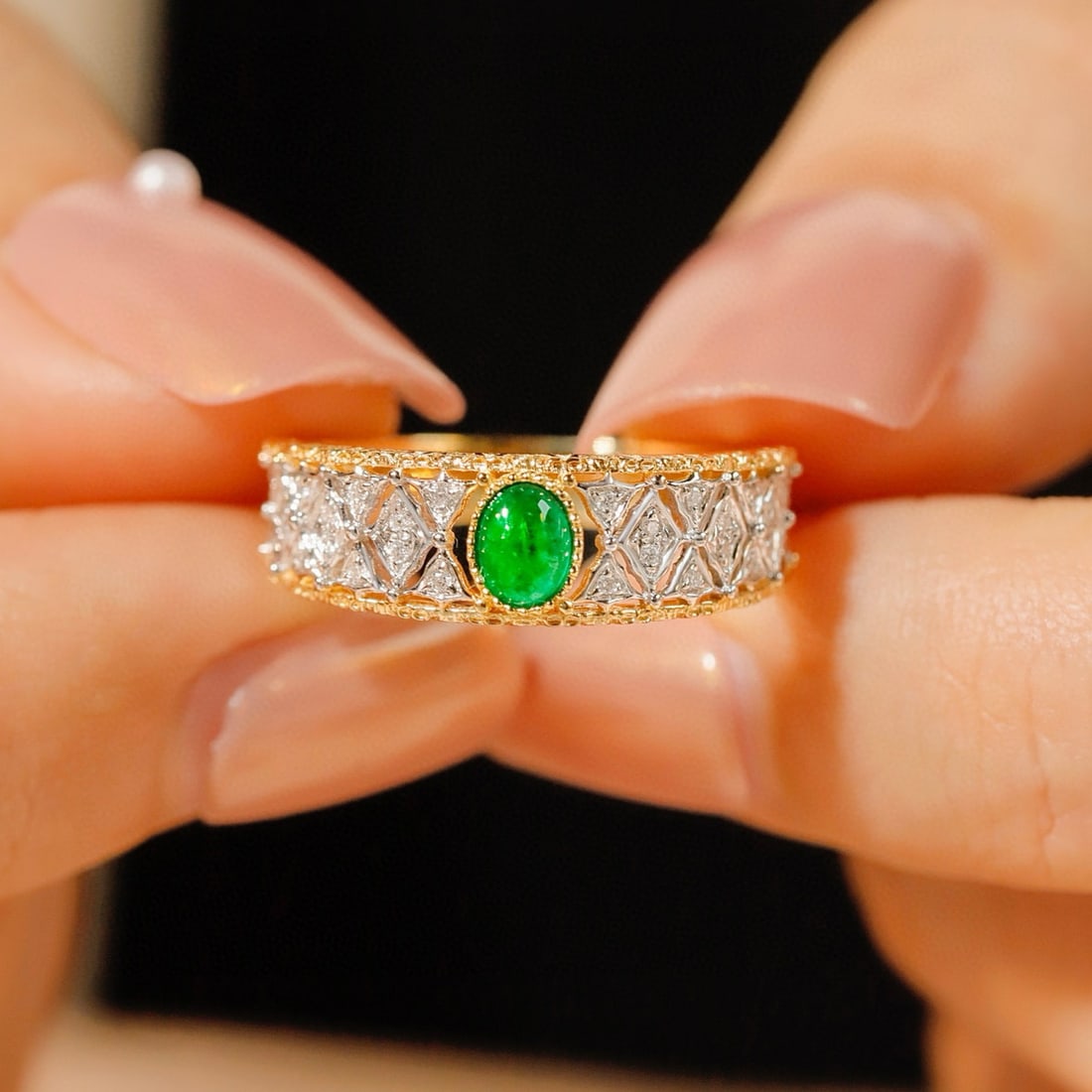 14k Gold 0.33 Ctw Natural Emerald & Diamond Ring - 2