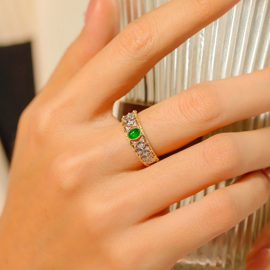 14k Gold 0.33 Ctw Natural Emerald & Diamond Ring - 3