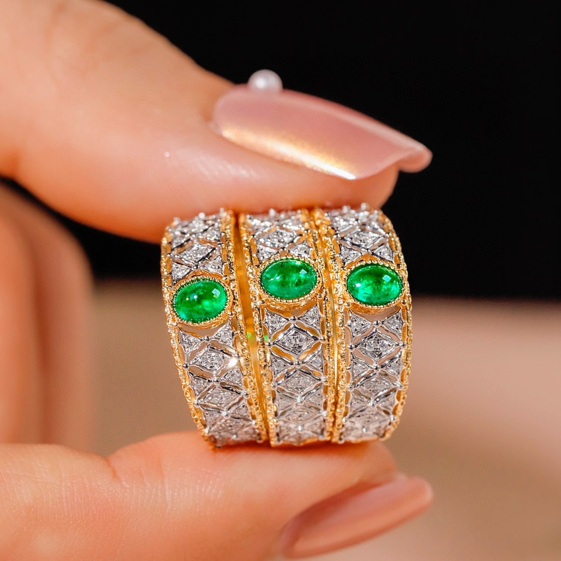 14k Gold 0.33 Ctw Natural Emerald & Diamond Ring - 4