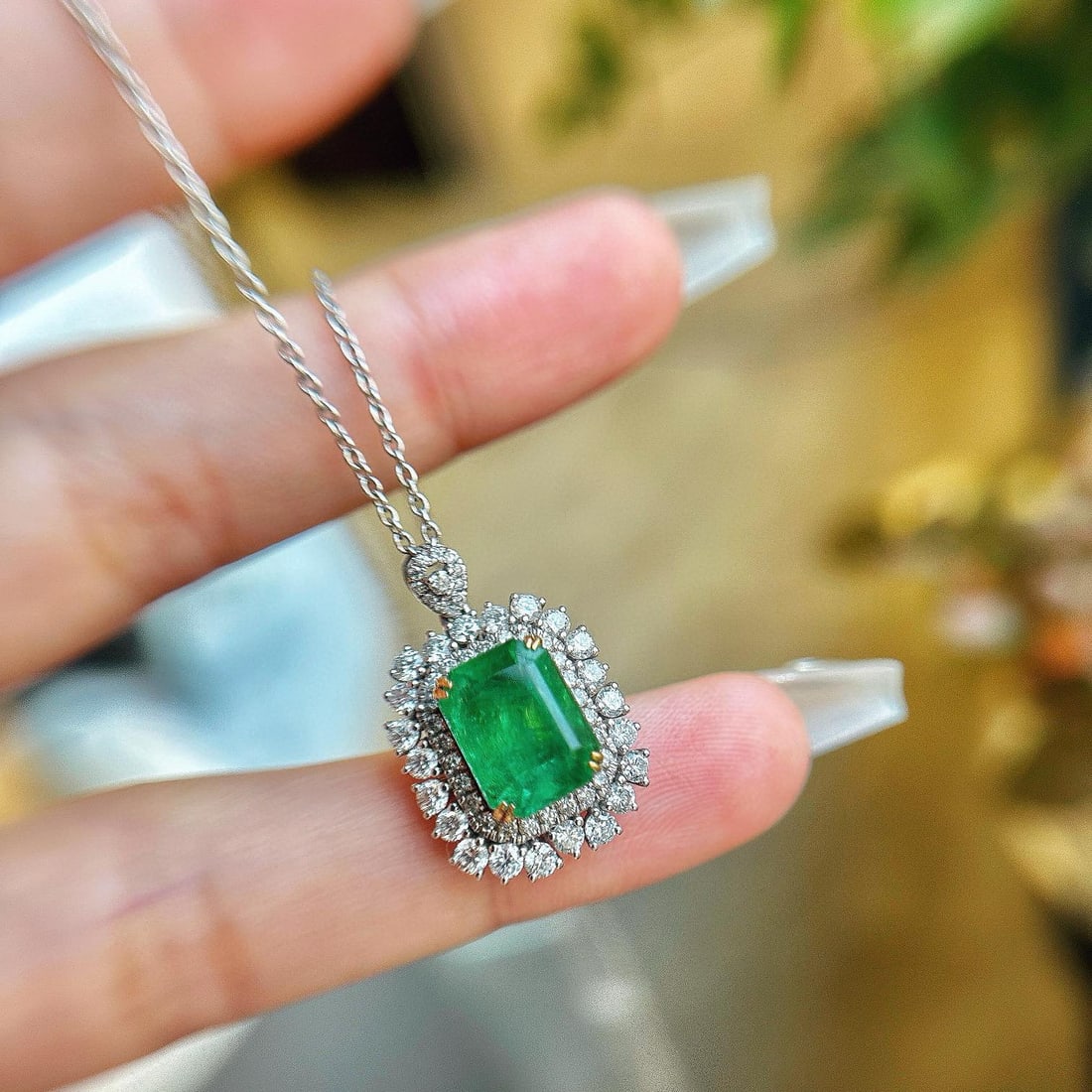 14k Gold 3.55 Ct Natural Emerald & Diamond Pendant( Without Chain ) - 8