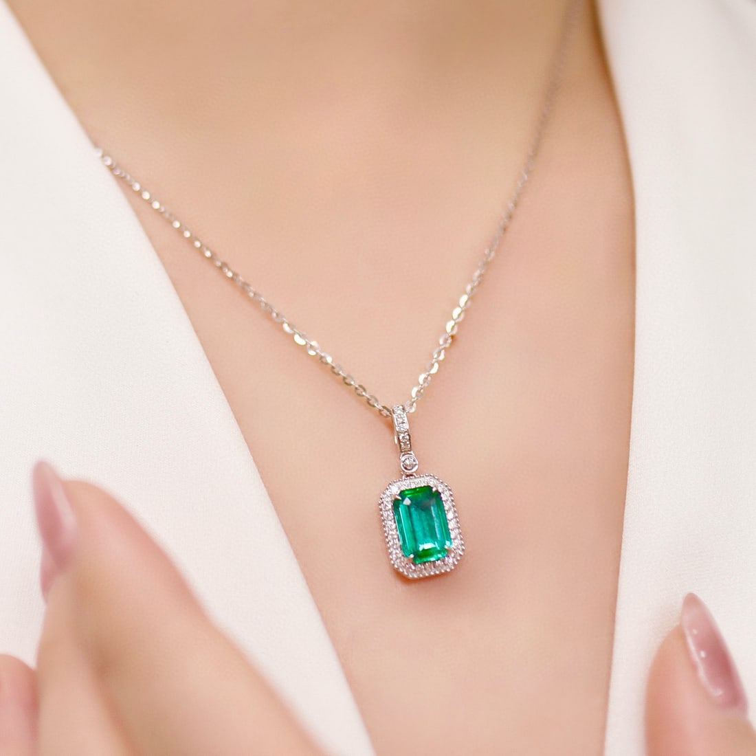 14k Gold 2.18 Ctw Natural Emerald & Diamond Pendant( Without Chain ) - 4