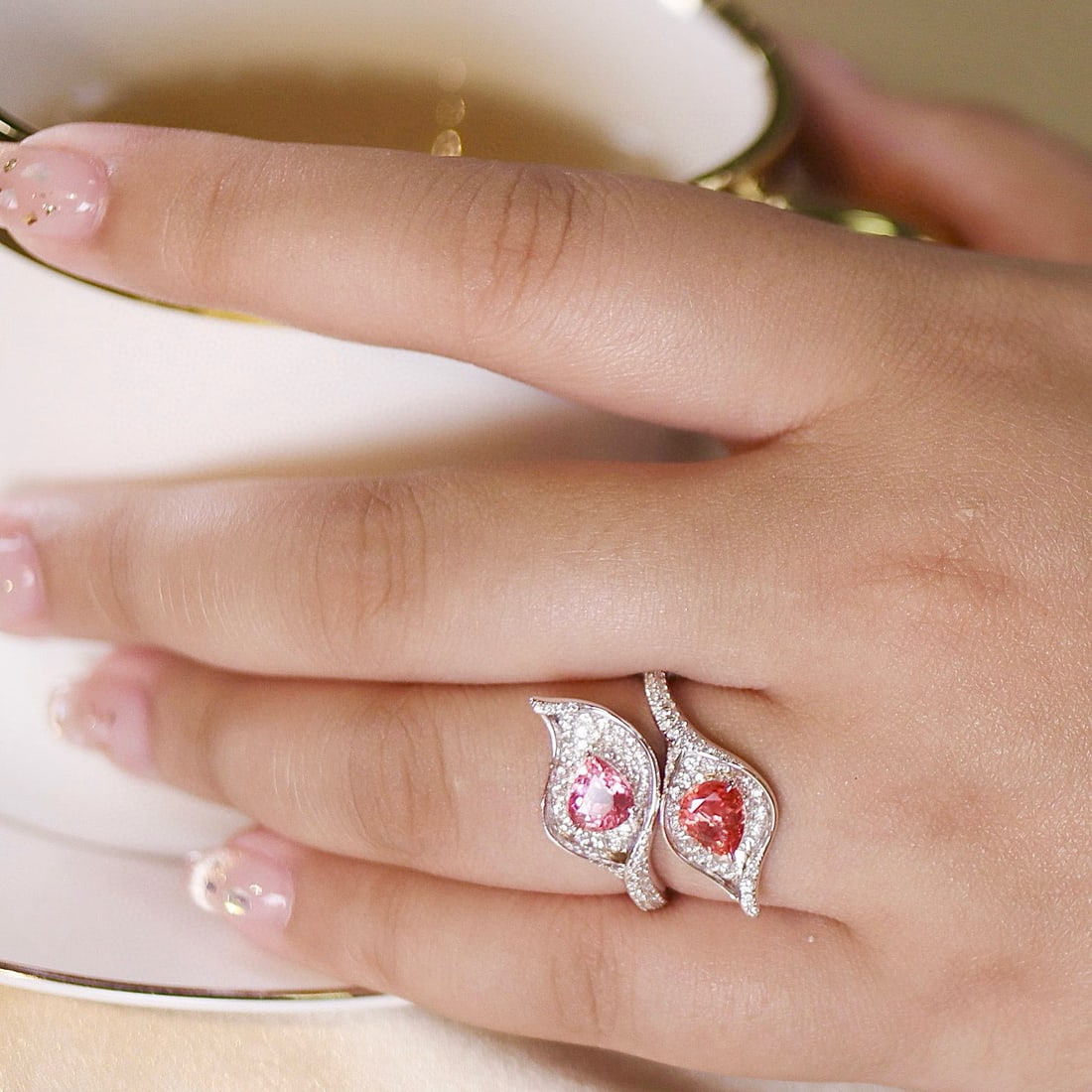 14k Gold 2.94 Ctw Natural Padparadscha Sapphire & Diamond Ring - 4
