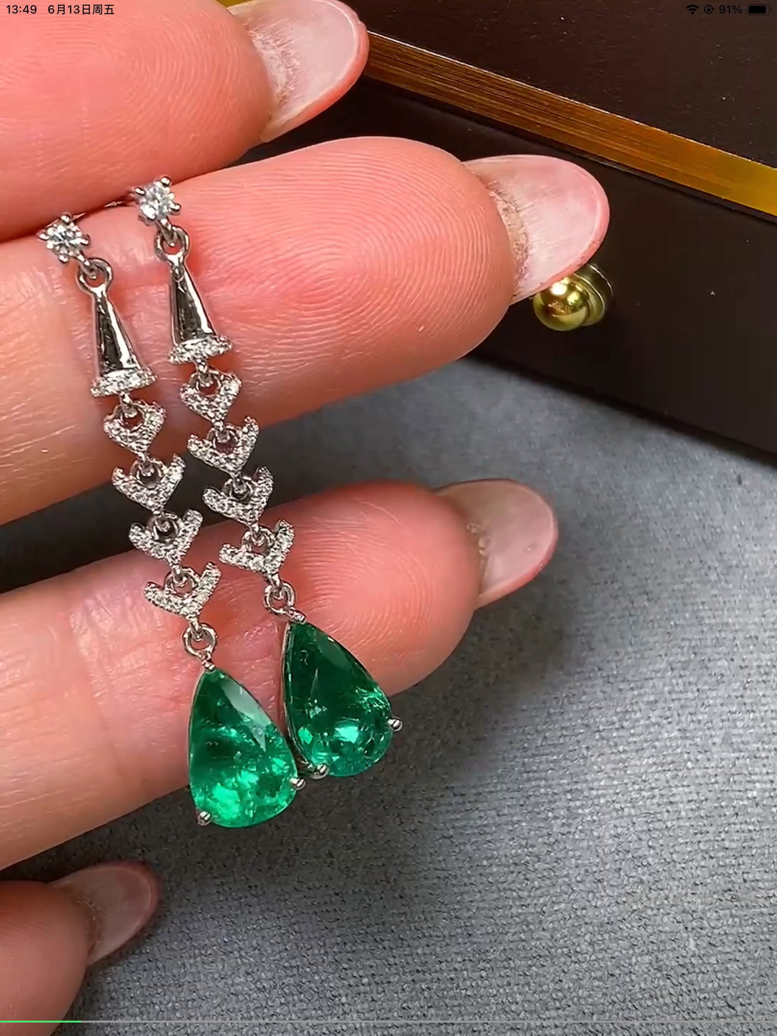 14k Gold 3.12 Ctw Natural Emerald & Diamond Earrings - 2