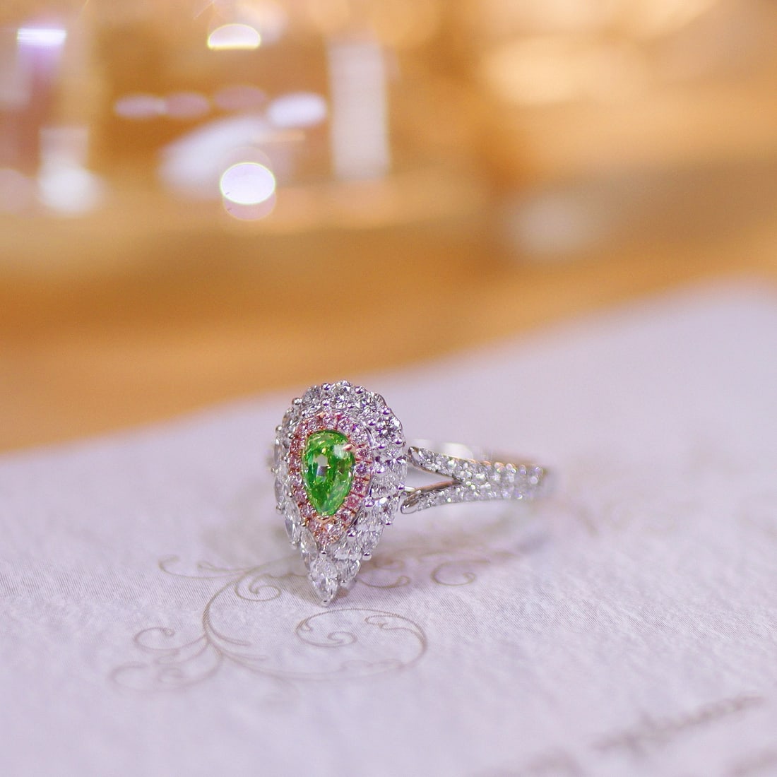 14k Gold 1.06 Ctw Natural Green Diamond & Diamond Ring - 2