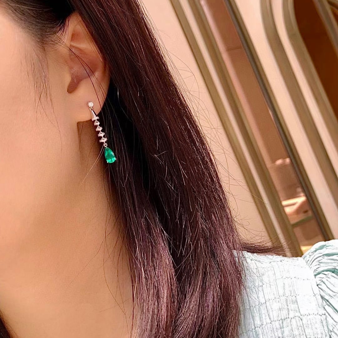 14k Gold 3.12 Ctw Natural Emerald & Diamond Earrings - 4