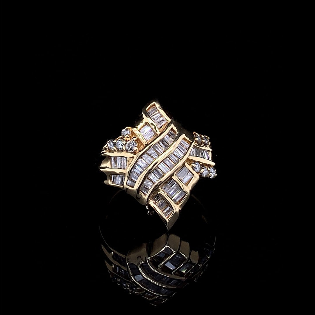 14k Gold 1.01 Ct Natural H Diamond Ring: Ref:230990004 // gold content:14k gold // ring size:7. 25us // // main gemstone:diamond // shape:multiply // carat weight:1. 01ct // clarity grade:vs-si // color:h // treatment:natural // Condition: