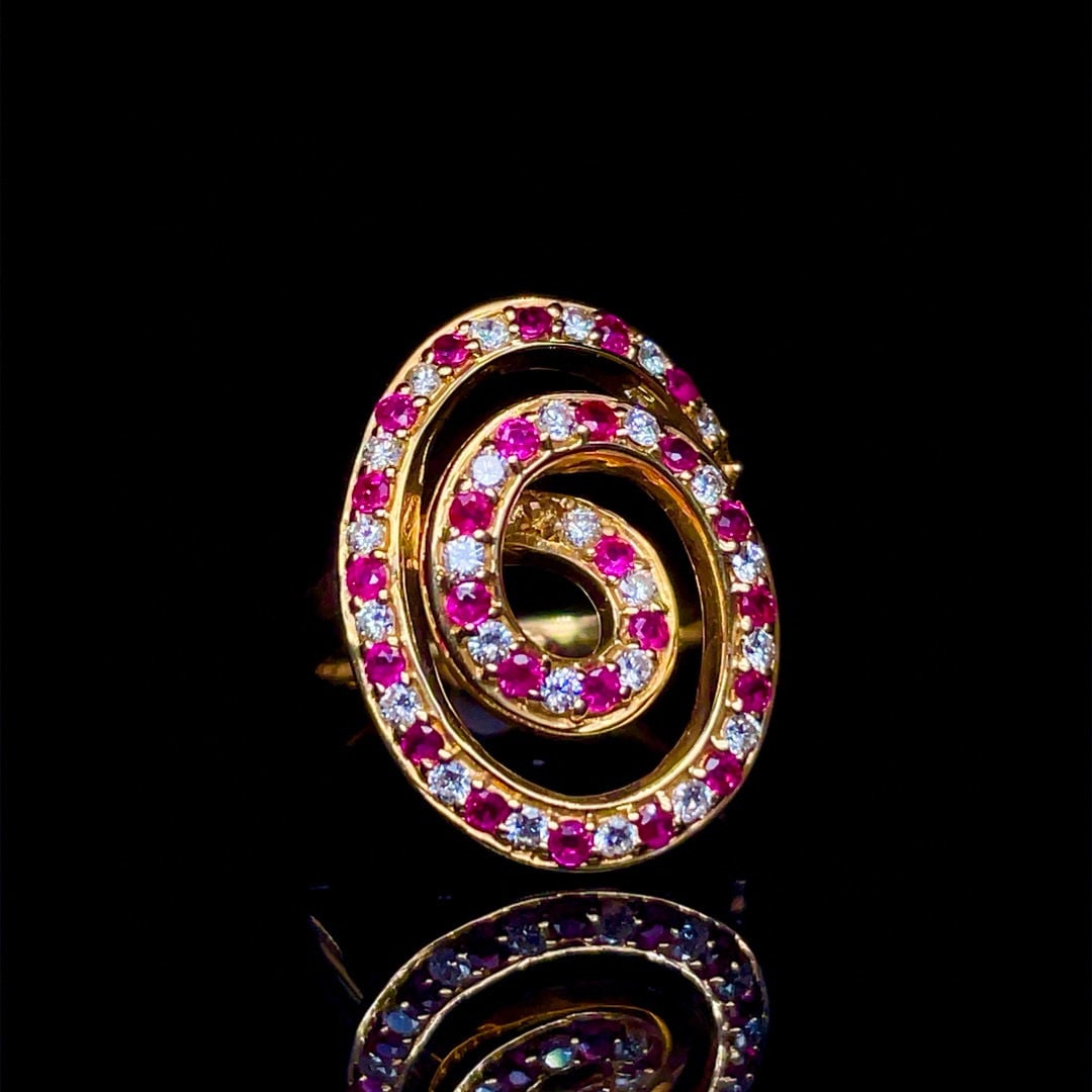 14k Gold 0.95 Ctw Natural Ruby & Diamond Ring - 2