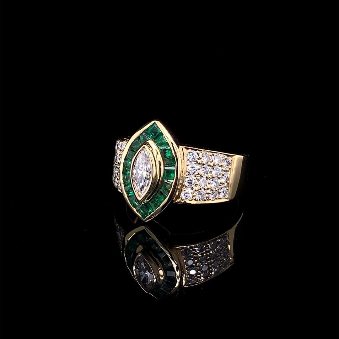 14k Gold 0.93 Ctw Natural Emerald & Diamond Ring - 2