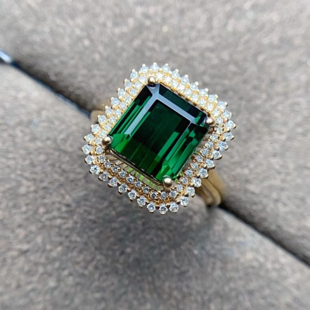 14k Gold 4.51 Ctw Natural Tourmaline & Diamond Ring: Ref:230990026 // gold content:14k gold // ring size:7. 25us // // main gemstone:tourmaline // shape:octagonal // carat weight:4. 2ct // color:green // treatment:natural // // adjacent gemstone 2 : dia