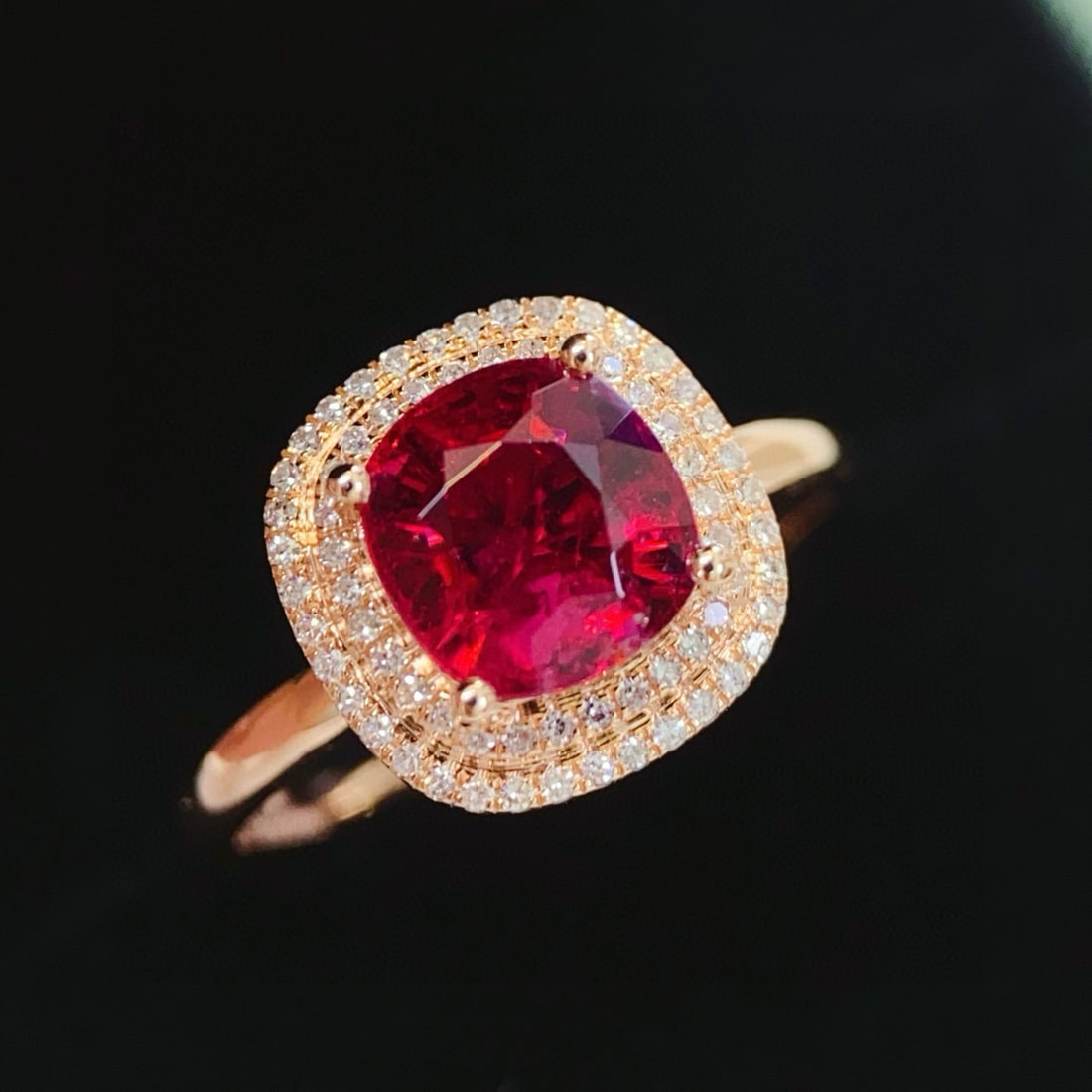 14k Gold 1.95 Ctw Natural Tourmaline & Diamond Ring: Ref:230990028 // gold content:14k gold // ring size:7. 25us // // main gemstone:tourmaline // shape:cushion // carat weight:1. 75ct // color:red // treatment:natural // // adjacent gemstone 2 : diamon
