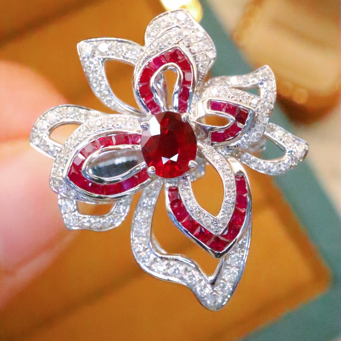 14k Gold 1.84 Ctw Natural Ruby & Ruby Ring/pendant( Without Chain ): Ref:230990032 // gold content:14k gold // ring size:7. 25us // // main gemstone:ruby // shape:oval // carat weight:0. 85ct // color:pigeonblood red // treatment:natural // // adjacent gemstone 2 : rub