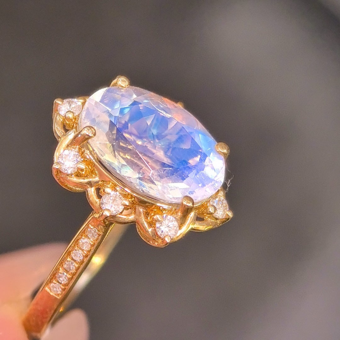 14k Gold 3.23 Ctw Natural Moonstone & Diamond Ring - 3