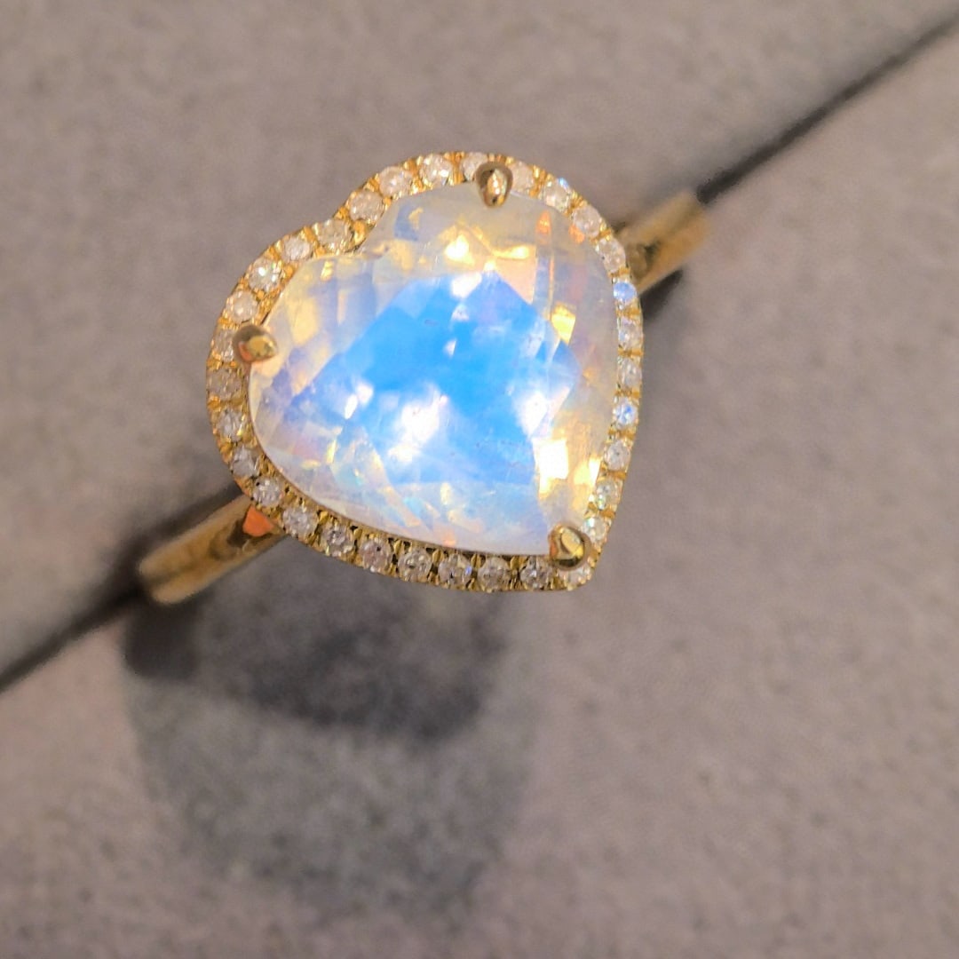 14k Gold 3.56 Ctw Natural Moonstone & Diamond Ring - 4