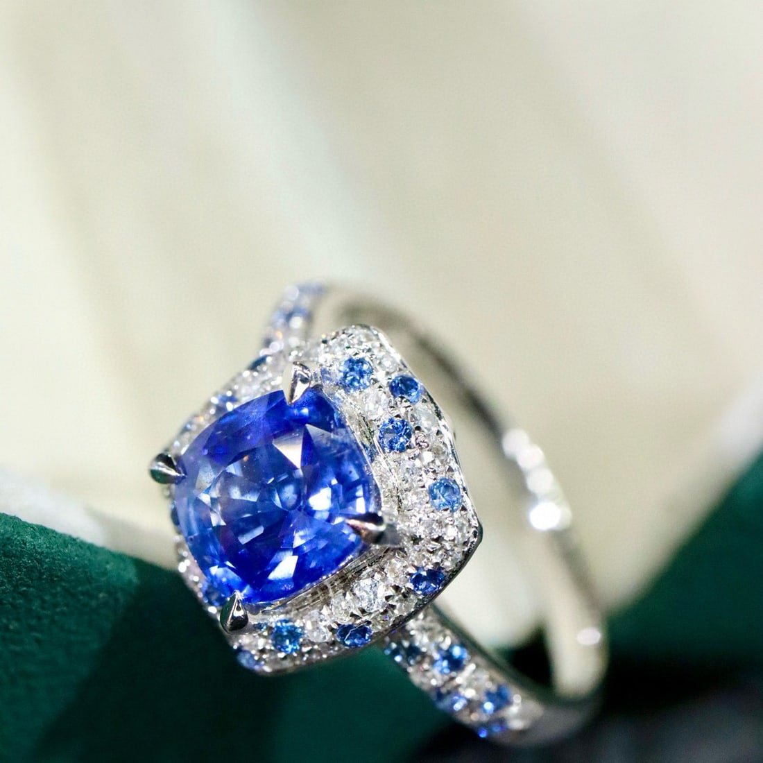 14k Gold 1.79 Ctw Natural Sapphire & Diamond Ring - 3
