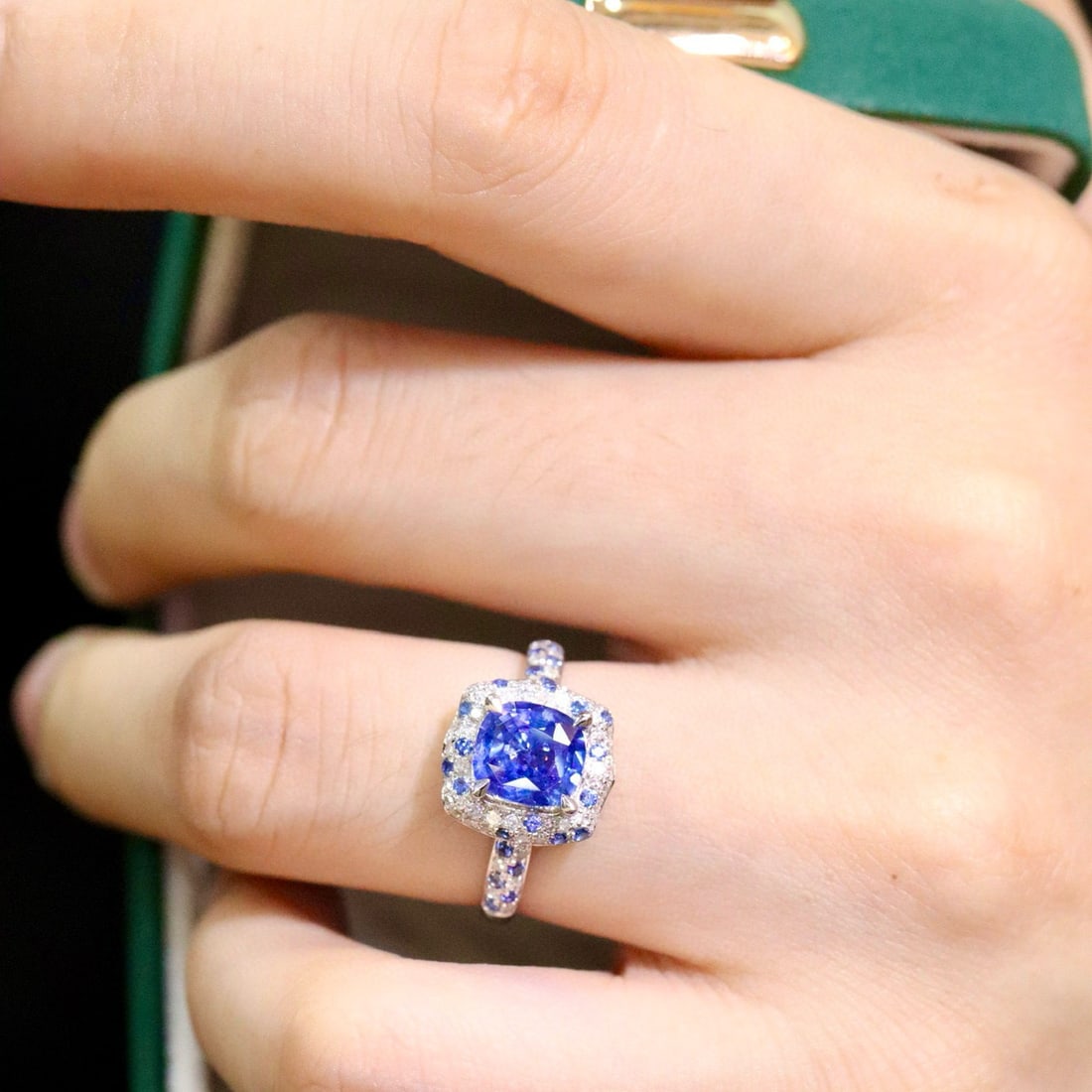 14k Gold 1.79 Ctw Natural Sapphire & Diamond Ring - 4