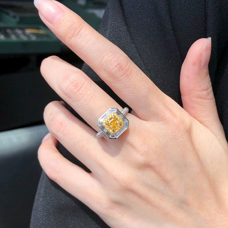 14k Gold 1.98 Ctw Natural Yellow Diamond & Diamond Ring - 4