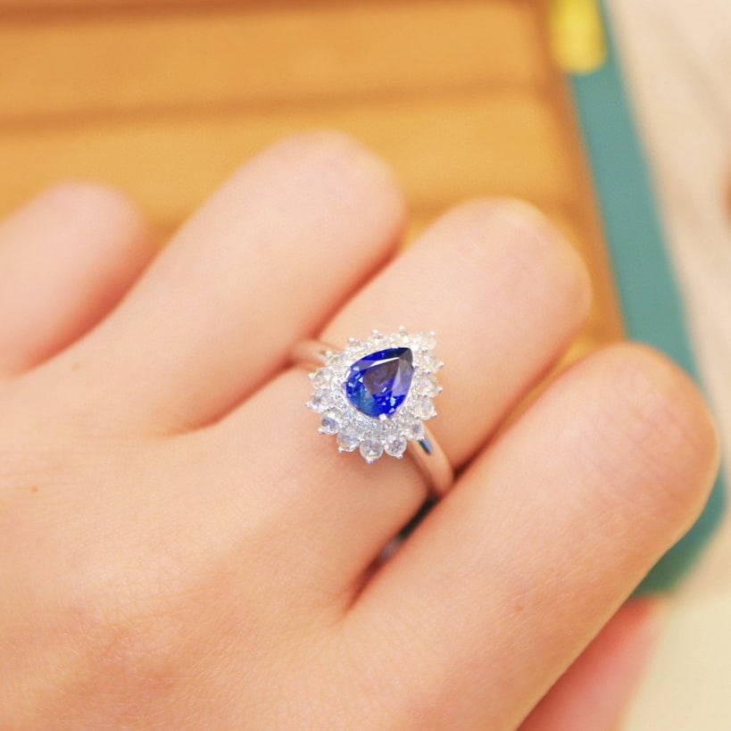 14k Gold 1.69 Ctw Natural Sapphire & Diamond Ring - 5