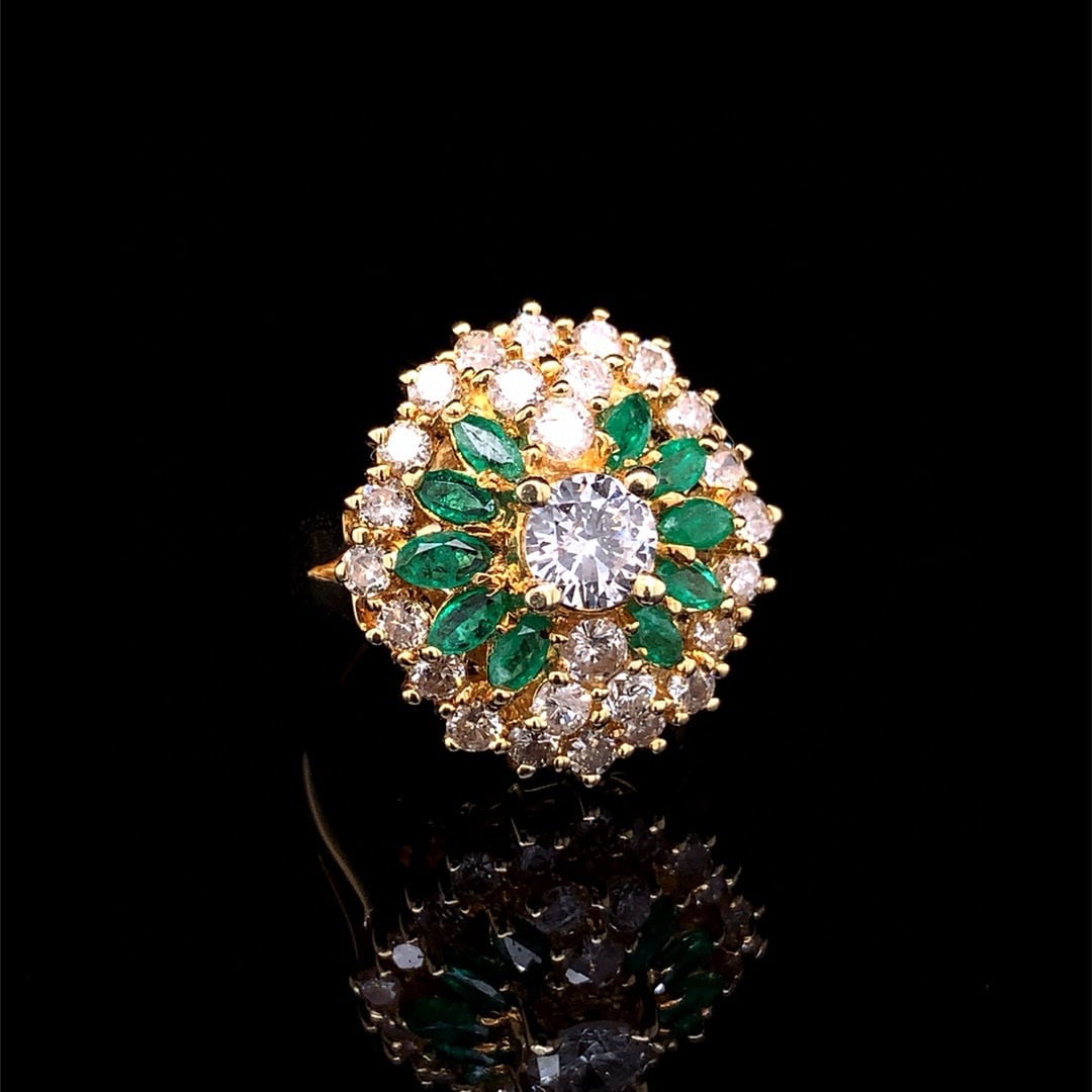 14k Gold 2.51 Ctw Vivid Green Natural Emerald & Diamond Ring - 2