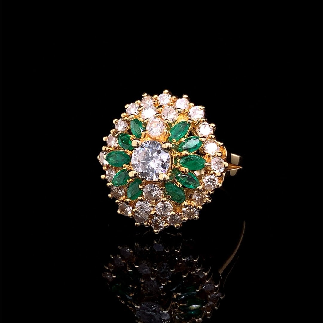 14k Gold 2.51 Ctw Vivid Green Natural Emerald & Diamond Ring - 4