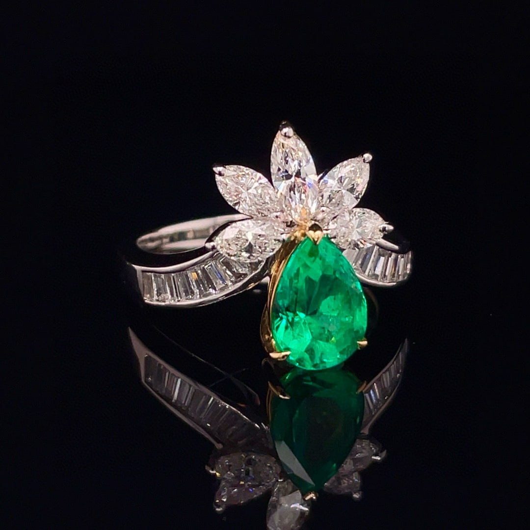 14k Gold 2.72 Ctw Vivid Green Natural Emerald & Diamond Ring - 2