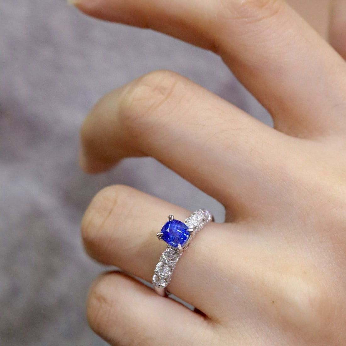 14k Gold 1.48 Ctw Natural Sapphire & Diamond Ring - 6