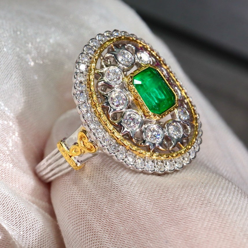 14k Gold 0.98 Ctw Vivid Green Natural Emerald & Diamond Ring: Ref:230990082 // gold content:14k gold // ring size:7. 25us // // main gemstone:emerald // shape:octagonal // carat weight:0. 73ct // color:vivid green // treatment:natural // // adjacent gemstone 2