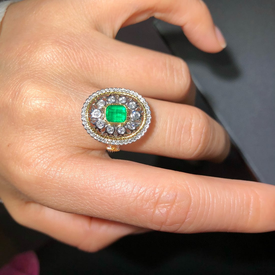 14k Gold 0.98 Ctw Vivid Green Natural Emerald & Diamond Ring - 5