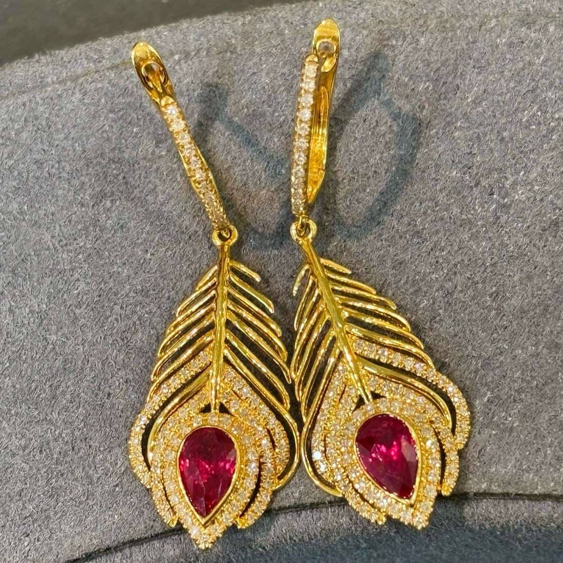 14k Gold 0.88 Ct Natural Ruby & Diamond Earrings - 4