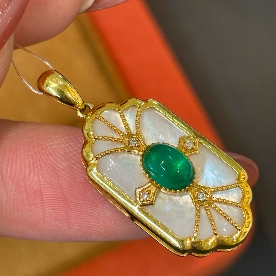 14k Gold 0.65 Ct Vivid Green Natural Emerald & Diamond Pendant( Without Chain ) - 2