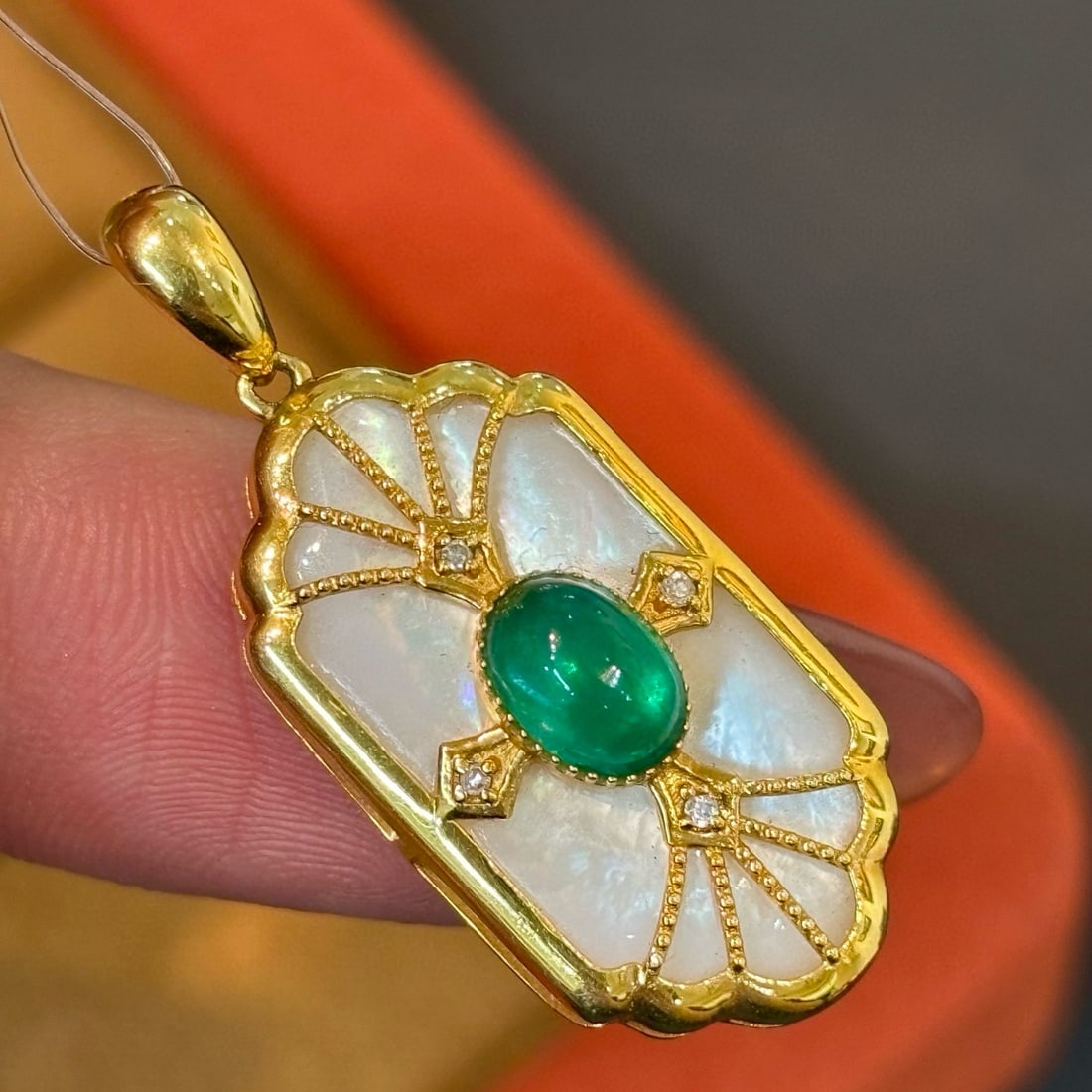 14k Gold 0.65 Ct Vivid Green Natural Emerald & Diamond Pendant( Without Chain ) - 6