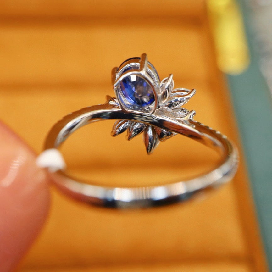 14k Gold 1.55 Ctw Natural Sapphire & Diamond Ring - 4