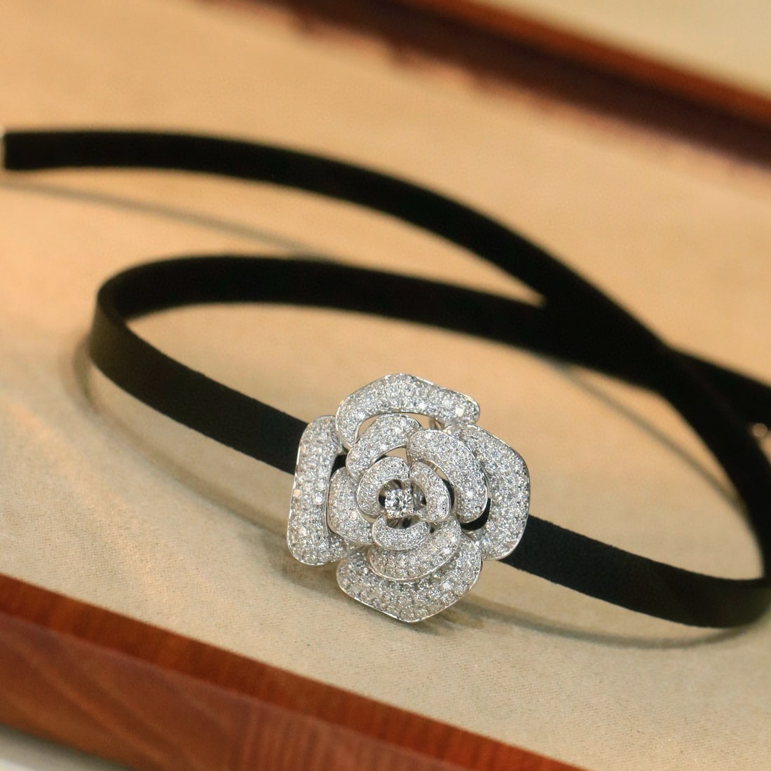 14k Gold 1.42 Ct Natural H Diamond & Flowers Pendant( Without Chain ) - 4