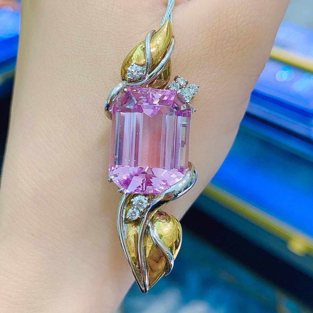 14k Gold 25.61 Ctw Natural Kunzite & Sapphire Brooch/pendant( Without Chain ) - 4