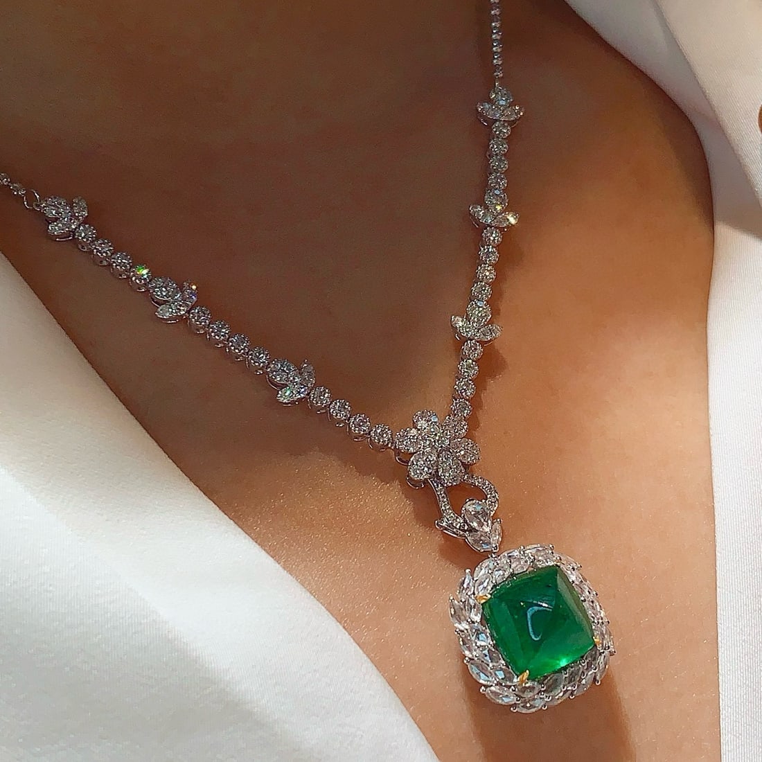 14k Gold 7.37 Ctw Vivid Green Natural Emerald & Diamond Ring/pendant( Without Chain ) - 6