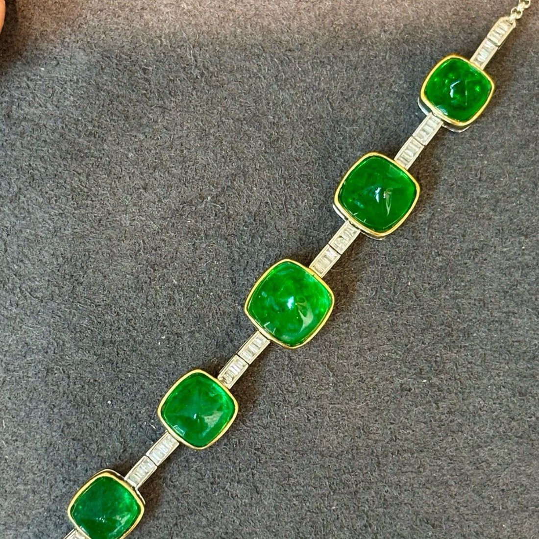 14k Gold 7 Ct Vivid Green Natural Emerald & Diamond Necklace - 6