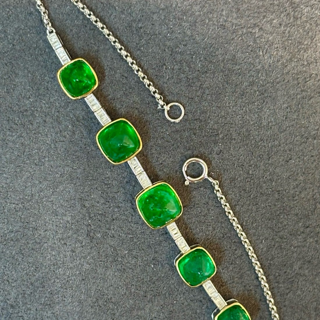 14k Gold 7 Ct Vivid Green Natural Emerald & Diamond Necklace - 7