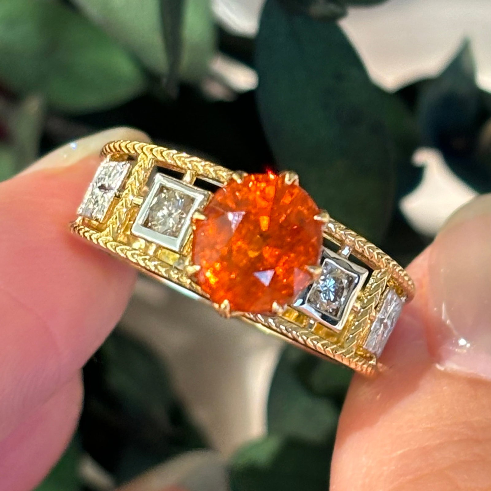 14k Gold 2.02 Ct Natural Spessartine & Diamond Ring: Ref:230990159 // gold content:14k gold // ring size:7. 25us // // main gemstone:spessartine // shape:oval // carat weight:2. 02ct // color:orange // treatment:natural // // adjacent gemstone 2 :