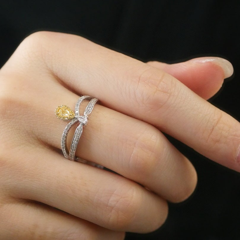14k Gold 0.45 Ctw Natural Yellow Diamond & Diamond Ring - 4