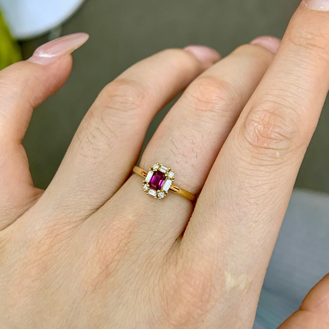14k Gold 0.57 Ctw Natural Ruby & Diamond Ring - 2