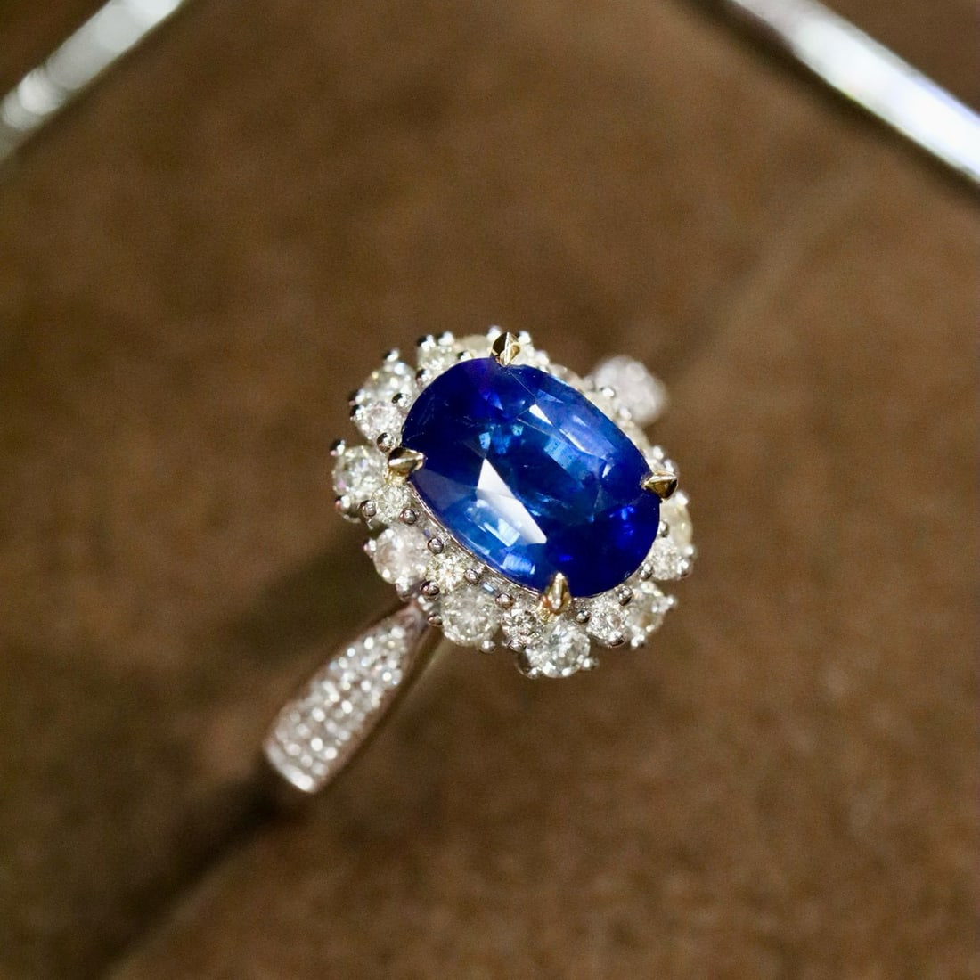14k Gold 2.50 Ctw Natural Sapphire & Diamond Ring - 2