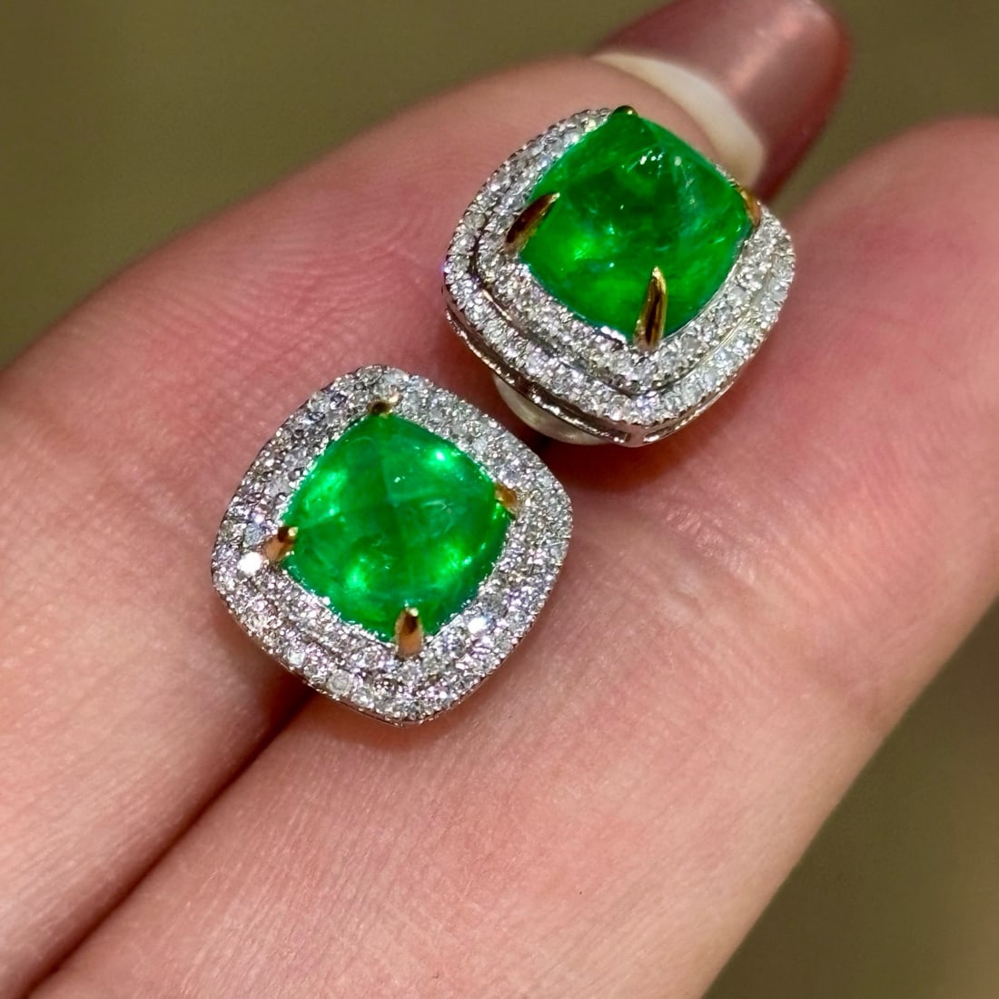 14k Gold 3.2 Ct Vivid Green Natural Emerald & Diamond Earrings - 2