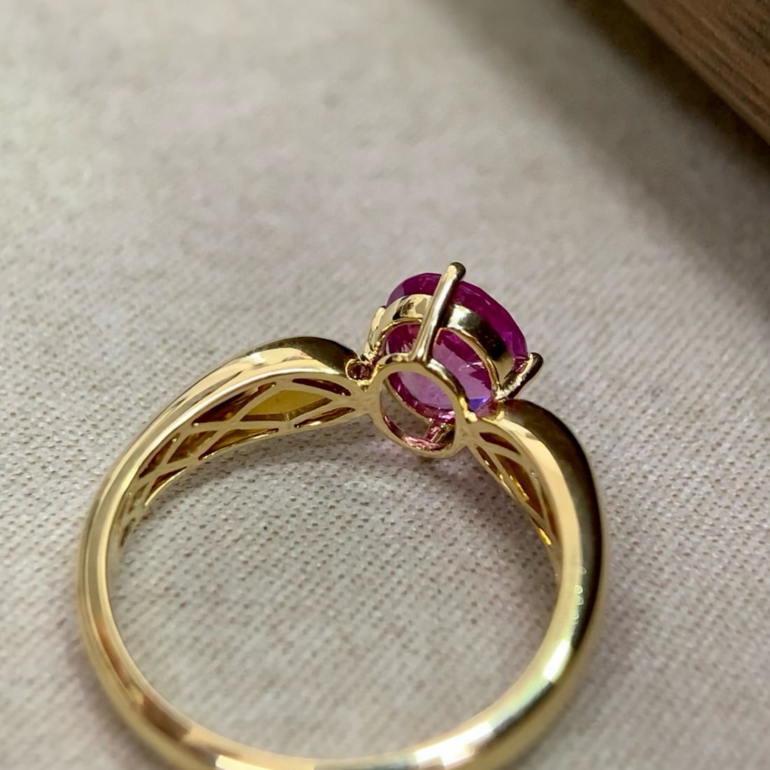 14k Gold 1.17 Ct Natural Padparadscha Sapphire Ring - 5