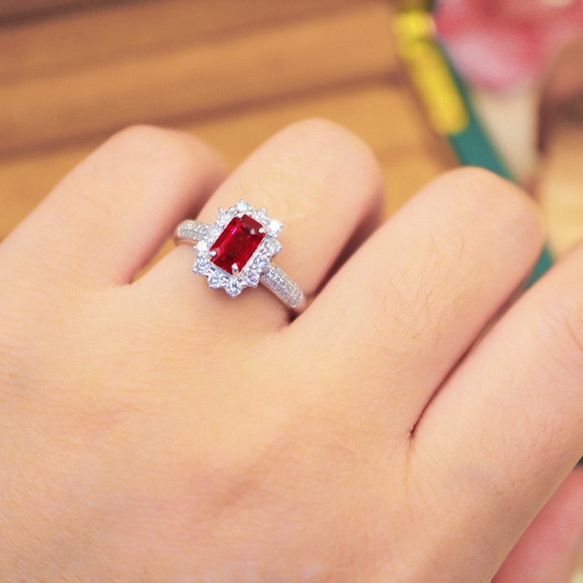 14k Gold 1.93 Ctw Natural Ruby & Diamond Ring - 5