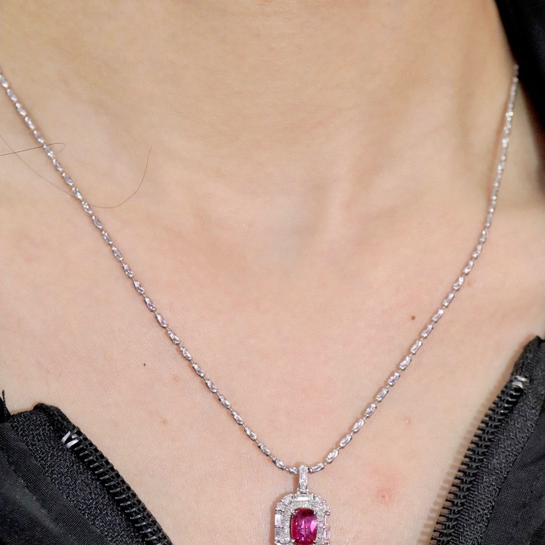 14k Gold 1.50 Ctw Natural Ruby & Diamond Pendant( Without Chain ) - 3