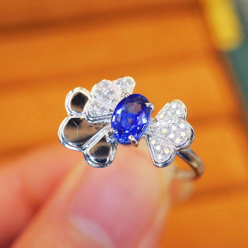 14k Gold 0.83 Ctw Natural Sapphire & Diamond Ring - 2