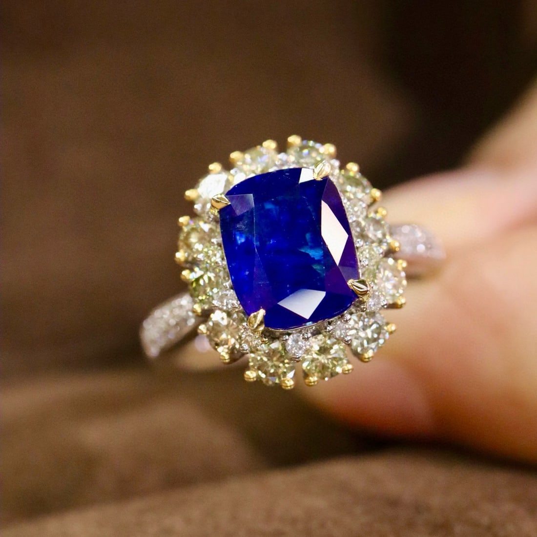 14k Gold 3.78 Ctw Natural Sapphire & Diamond Ring: Ref:230990227 // gold content:14k gold // ring size:7. 25us // // main gemstone:sapphire // shape:cushion // carat weight:2. 68ct // color:blue // treatment:natural // // adjacent gemstone 2 : diamond
