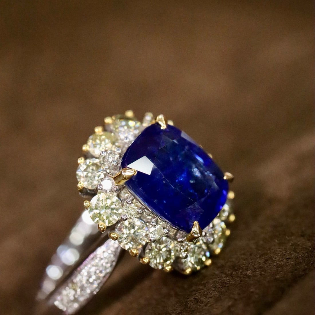 14k Gold 3.78 Ctw Natural Sapphire & Diamond Ring - 5