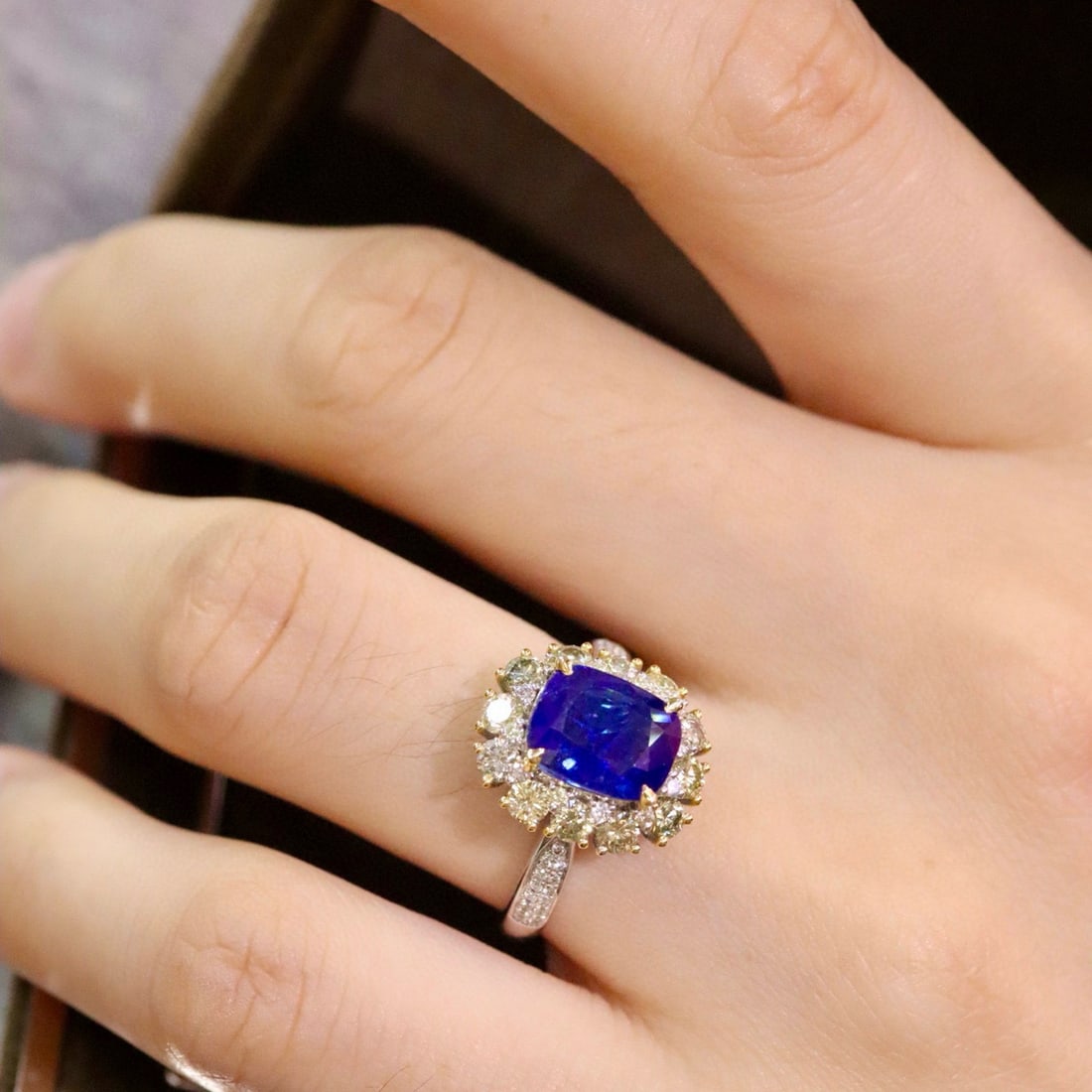 14k Gold 3.78 Ctw Natural Sapphire & Diamond Ring - 6